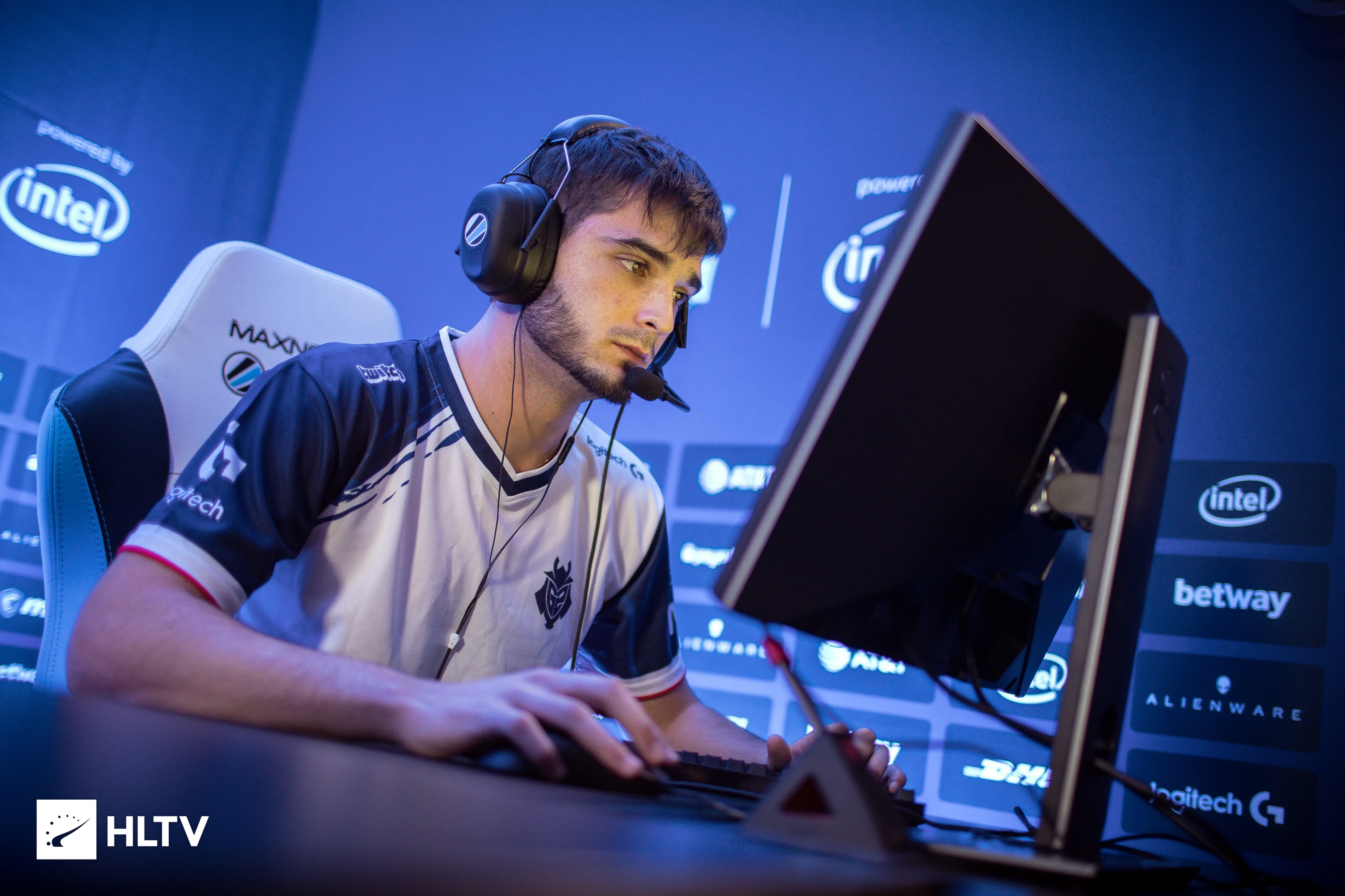 还进一步提 还进一步提