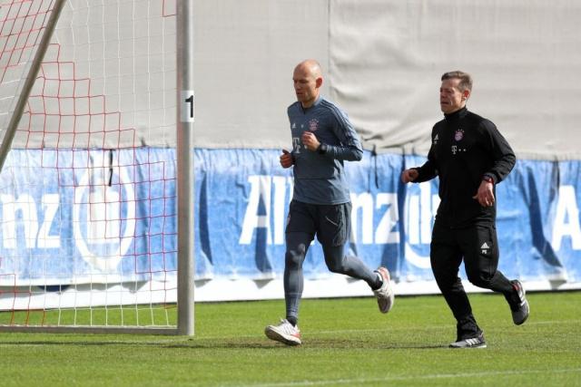 尽管国际足 尽管国际足