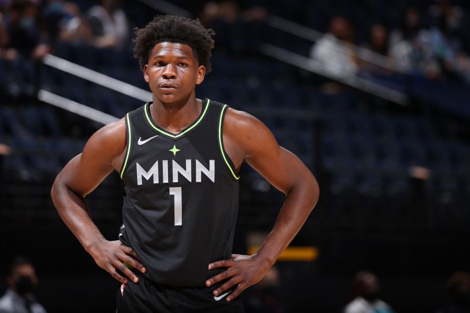 詹姆斯与中 詹姆斯与中