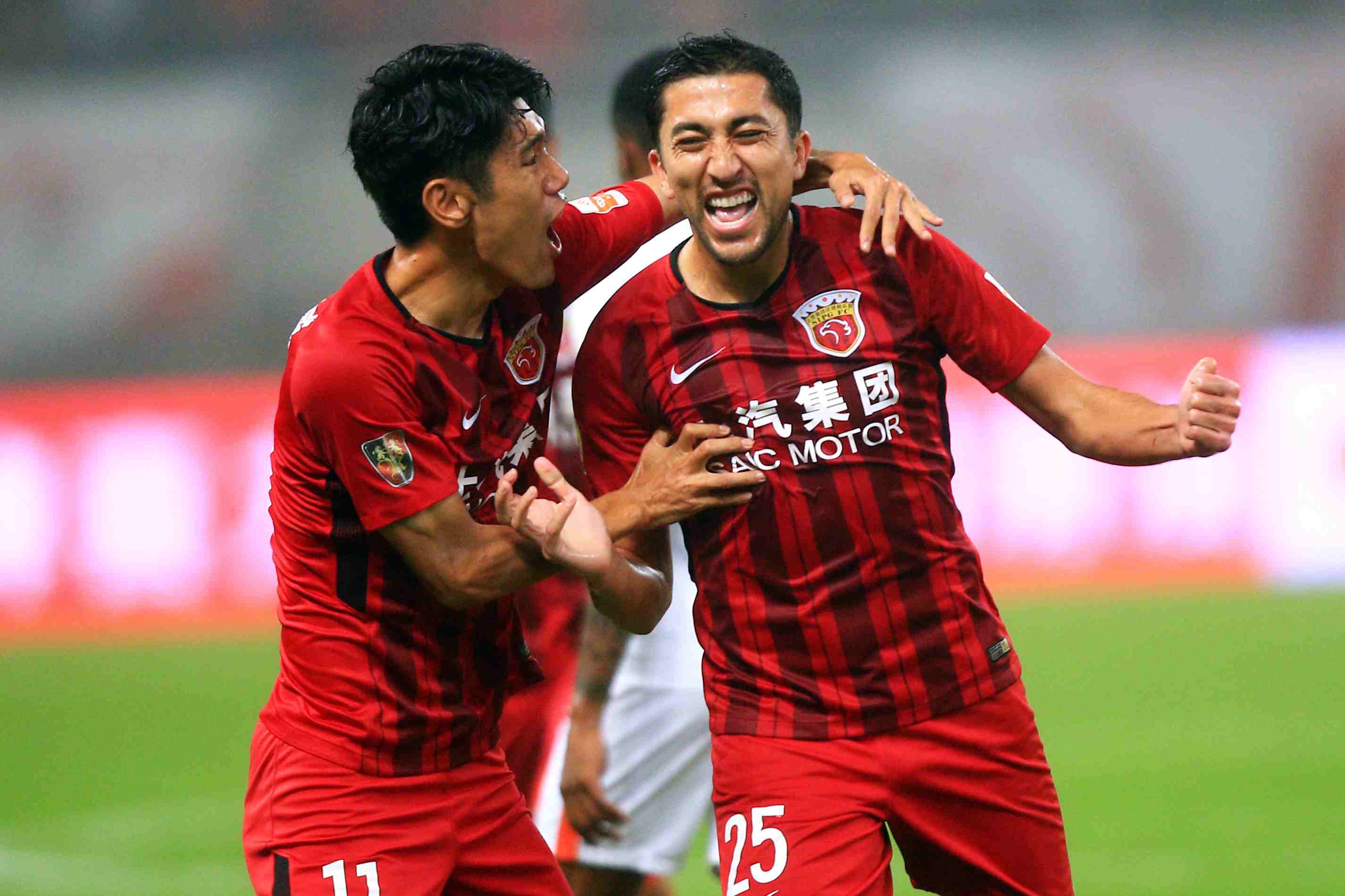 错峰持球 错峰持球